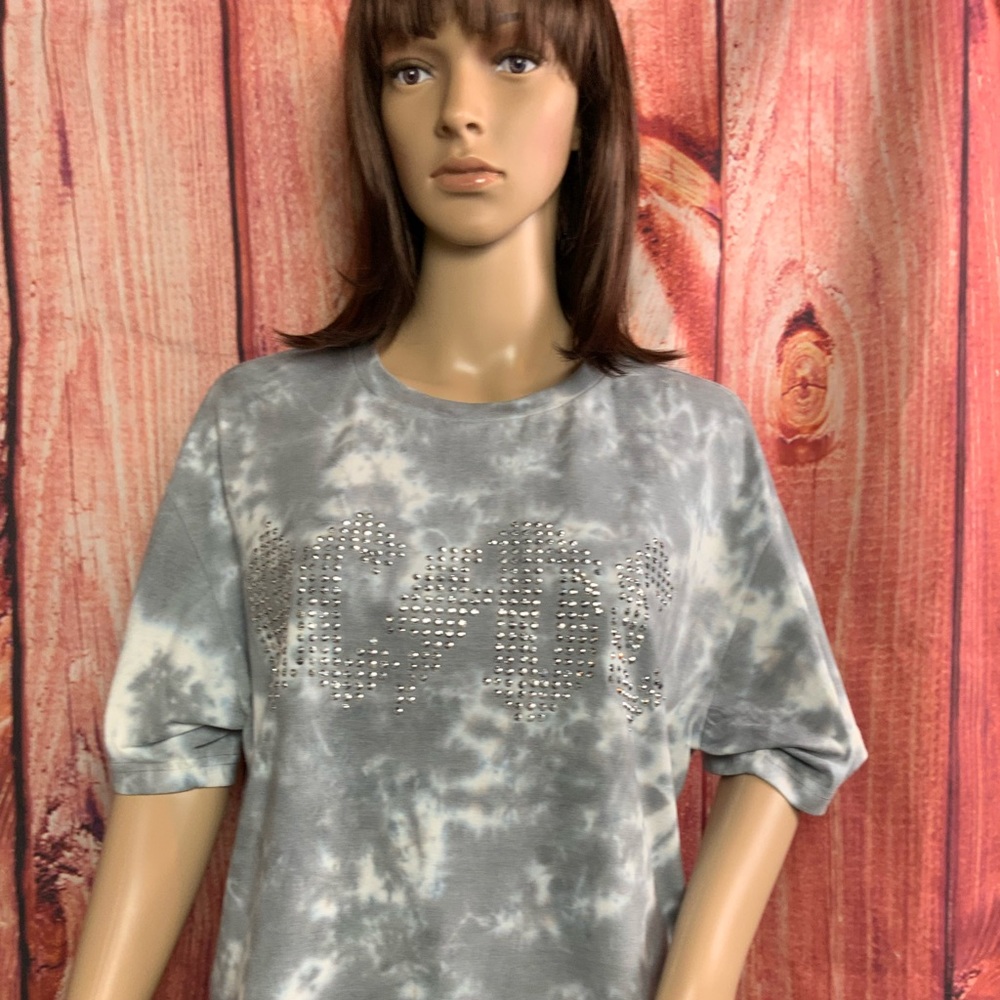 AC⚡️DC Rock Group t-shirt with silver bling…